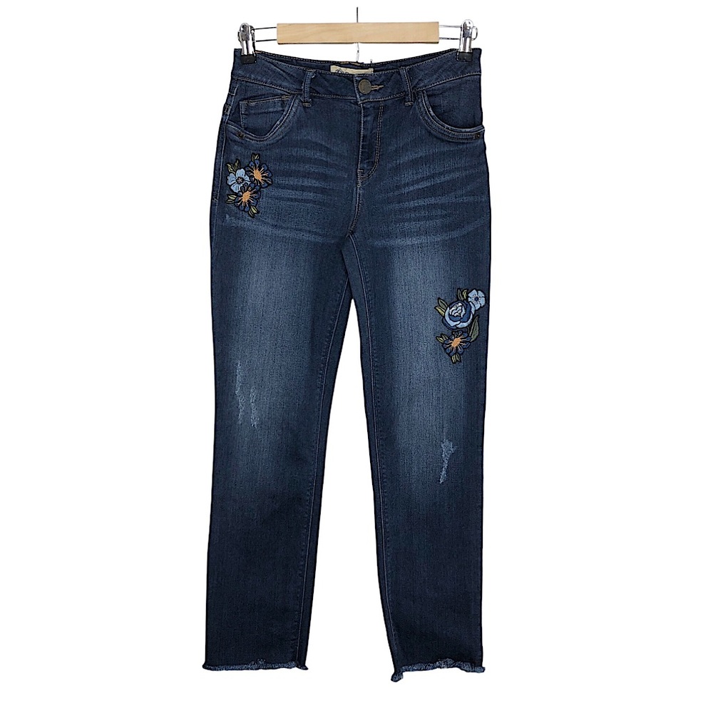 Democracy Slim Straigh Flood Cotton Blend Medium Wash Embroidery Raw Hem Jeans 4